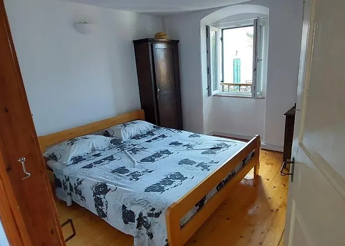 Seaside House - 23990